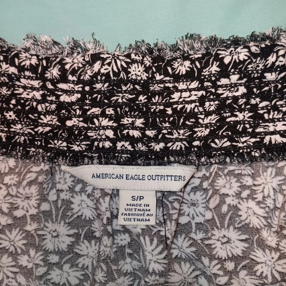 American Eagle Women Halter Tie Black&White Jumpsuit Size Small Frayed Hem - Picture 6 of 15